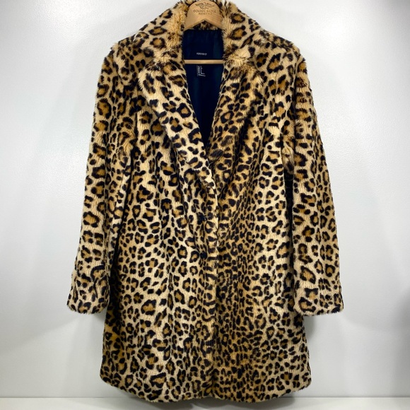 Forever 21 Jackets & Blazers - Forever 21 Leopard Animal Print Faux Fur Luxe Runway Statement Topper Coat S
